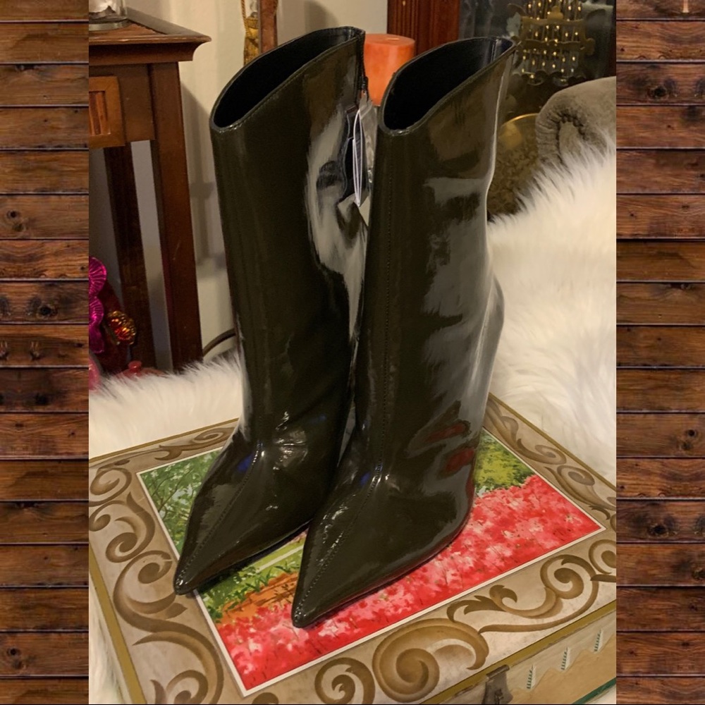 ZARA PATENT POINT BOOTIES